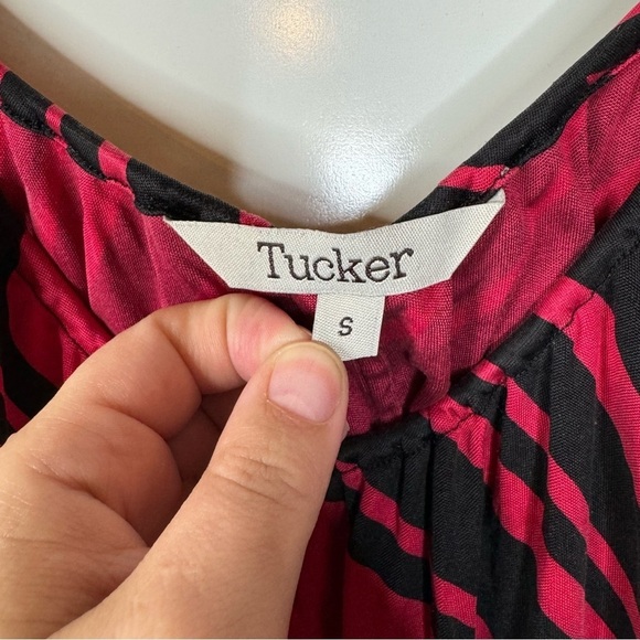 Tucker Silk Blend Striped Spaghetti Strap Tank Top Size Small - Picture 3 of 5